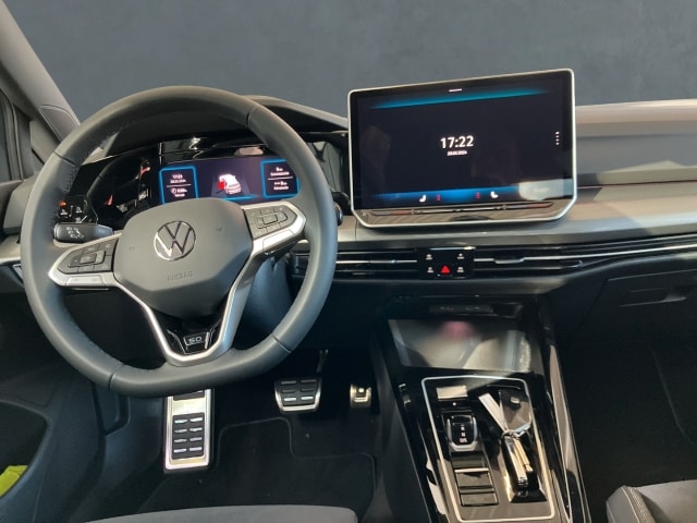 Volkswagen Golf 1.5 eTSI Golf VIII