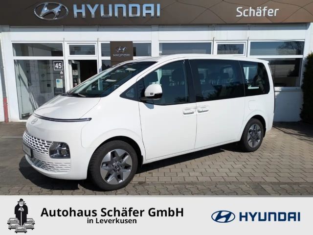 Hyundai Staria Trend