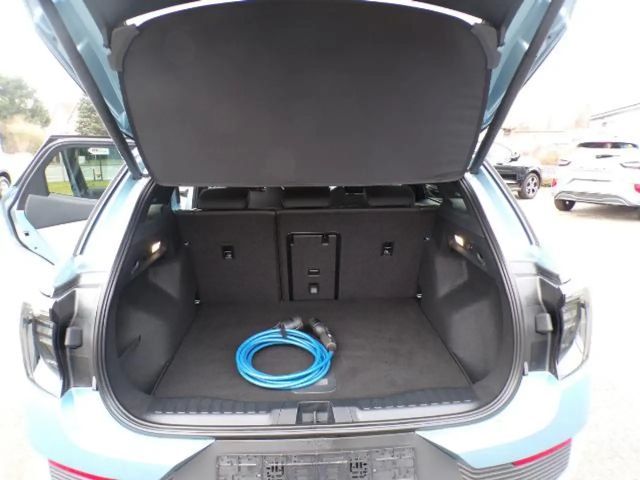 Ford Explorer Premium RWD