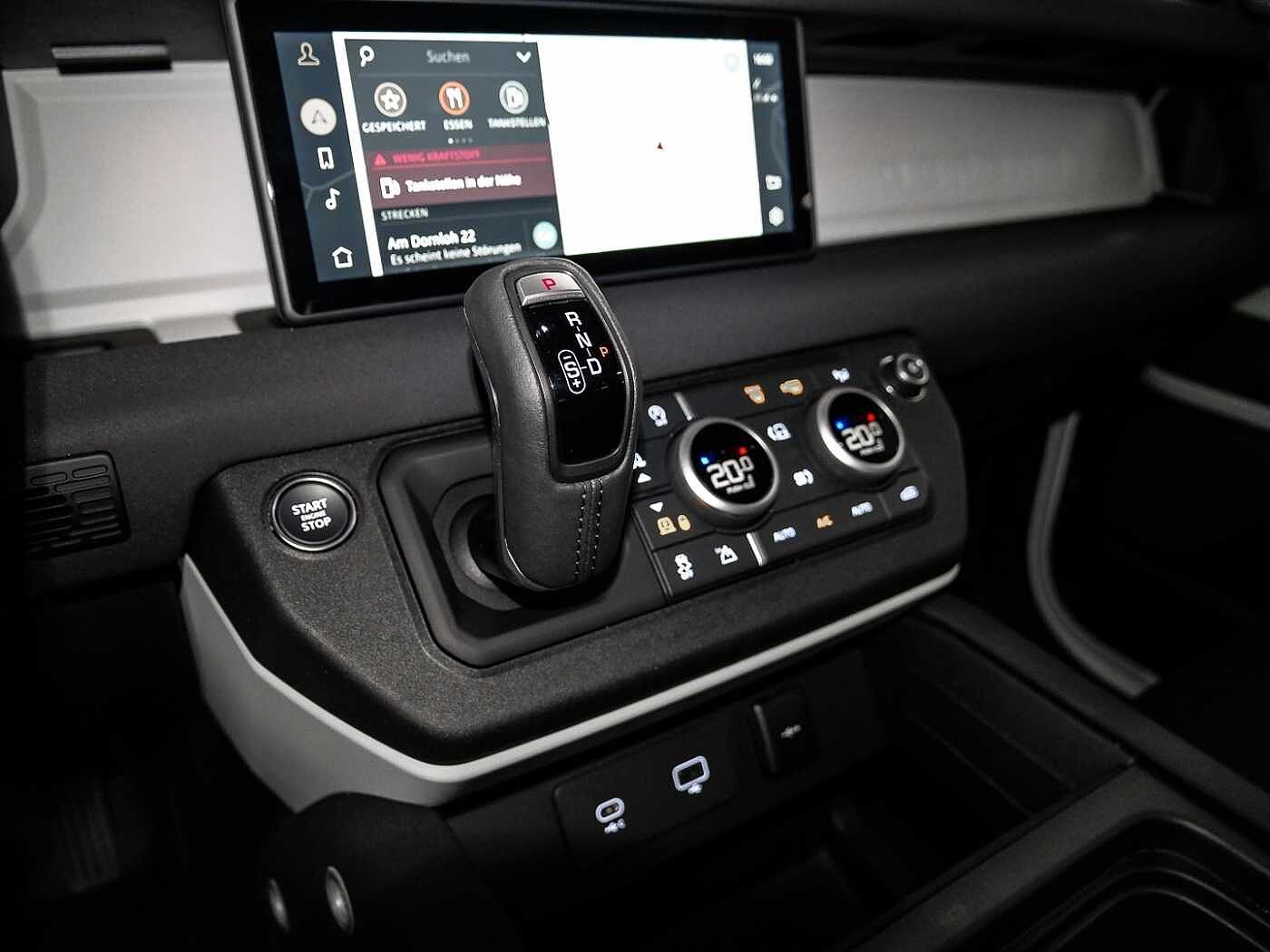 Land Rover Defender 110 Dynamic SE