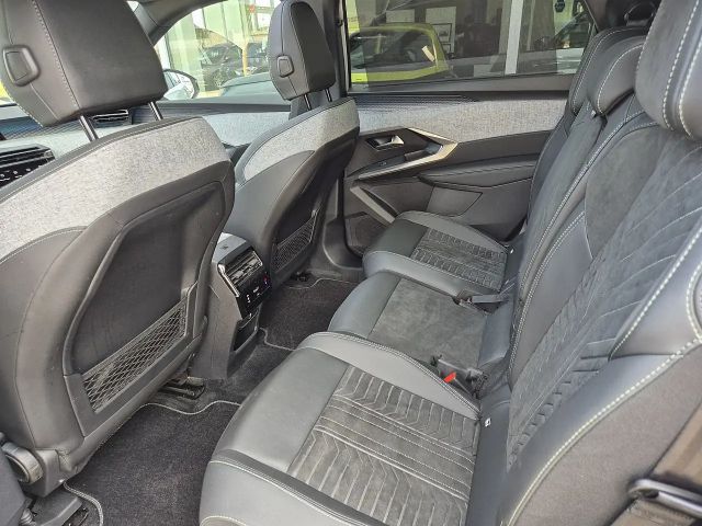 Peugeot E-5008 Elektro 210 73kWh