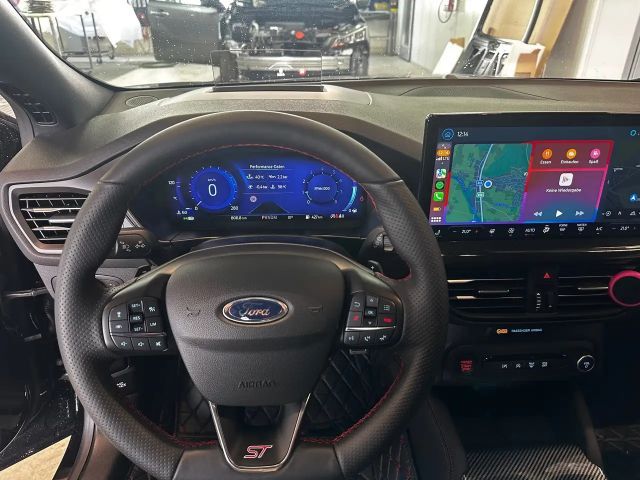 Ford Focus EcoBoost ST Line