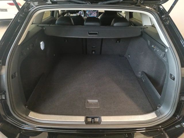 Volkswagen Passat 1.5 eTSI Business DSG