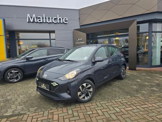 Hyundai i10 1.0 2WD Trend