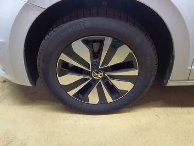 Volkswagen Touran 1.5 TSI