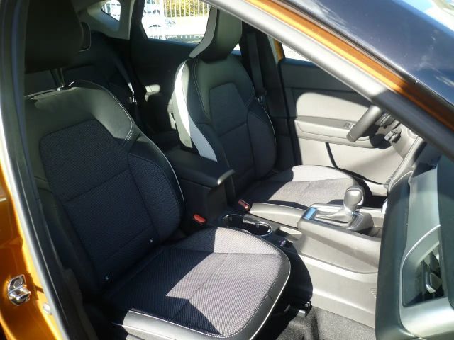 Renault Captur EDC Intens TCe 140