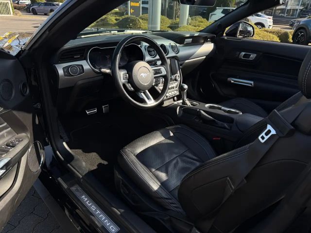 Ford Mustang Convertible GT 5.0 V8