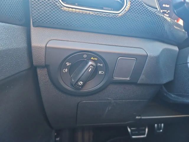 Volkswagen T-Cross 1.0 TSI DSG R-Line