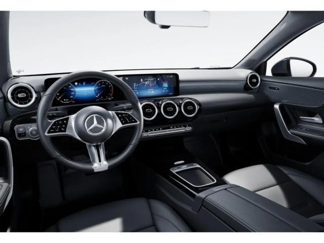 Mercedes-Benz A 200 KAMERA+CARPLAY+LED+NIGHT PAKET+MBUX+18"
