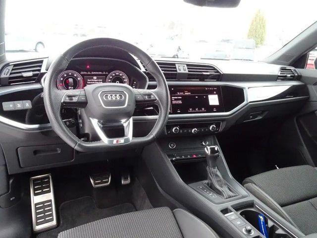 Audi Q3 40 TFSI Quattro S-Line Sportback