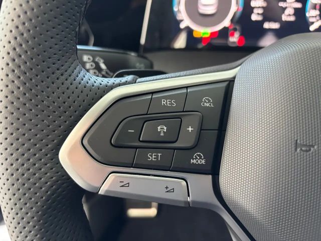 Volkswagen Golf DSG Sport