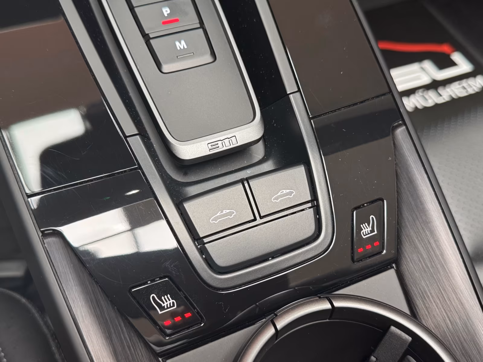 Porsche 911 4 Cabriolet GTS Targa