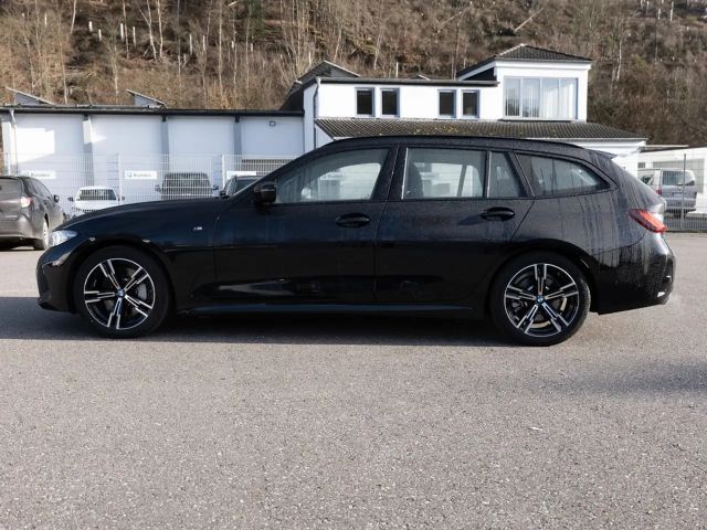 BMW 330 330i M-Sport Touring xDrive