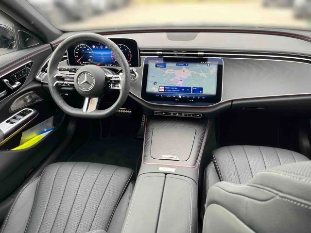 Mercedes-Benz E 220 AMG Line E 220 d Estate