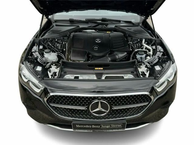 Mercedes-Benz E 200 AVANTGARDE Estate