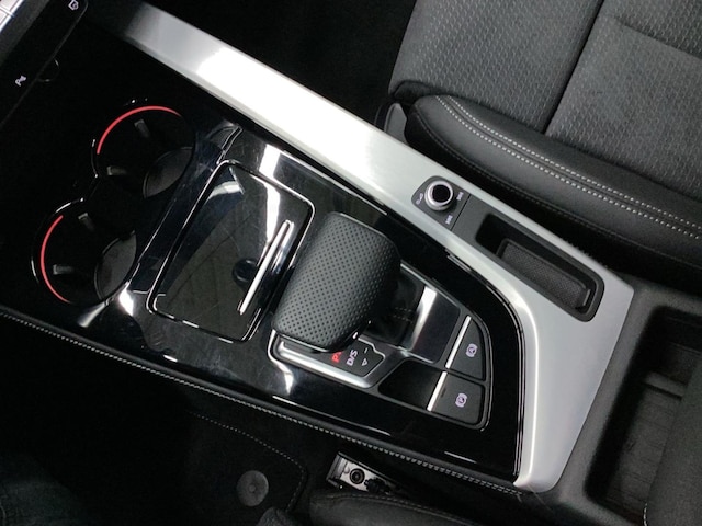 Audi A4 40 TFSI Avant Quattro S-Line S-Tronic