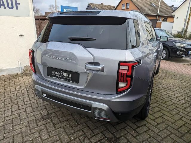 SsangYong Torres 2WD Quartz