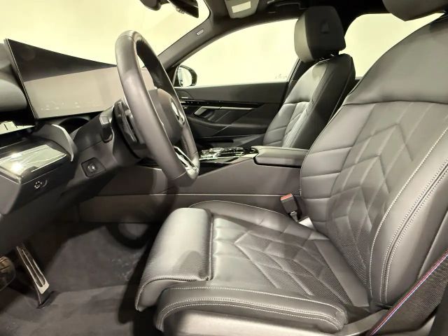 BMW 540 540d M-Sport Touring xDrive