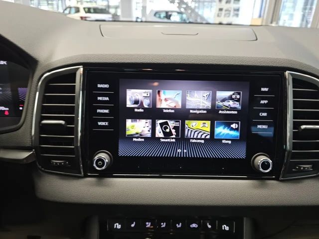 Skoda Karoq Climatronic,Alu,AHK ankl.,Sitzhzg,LED-Sch