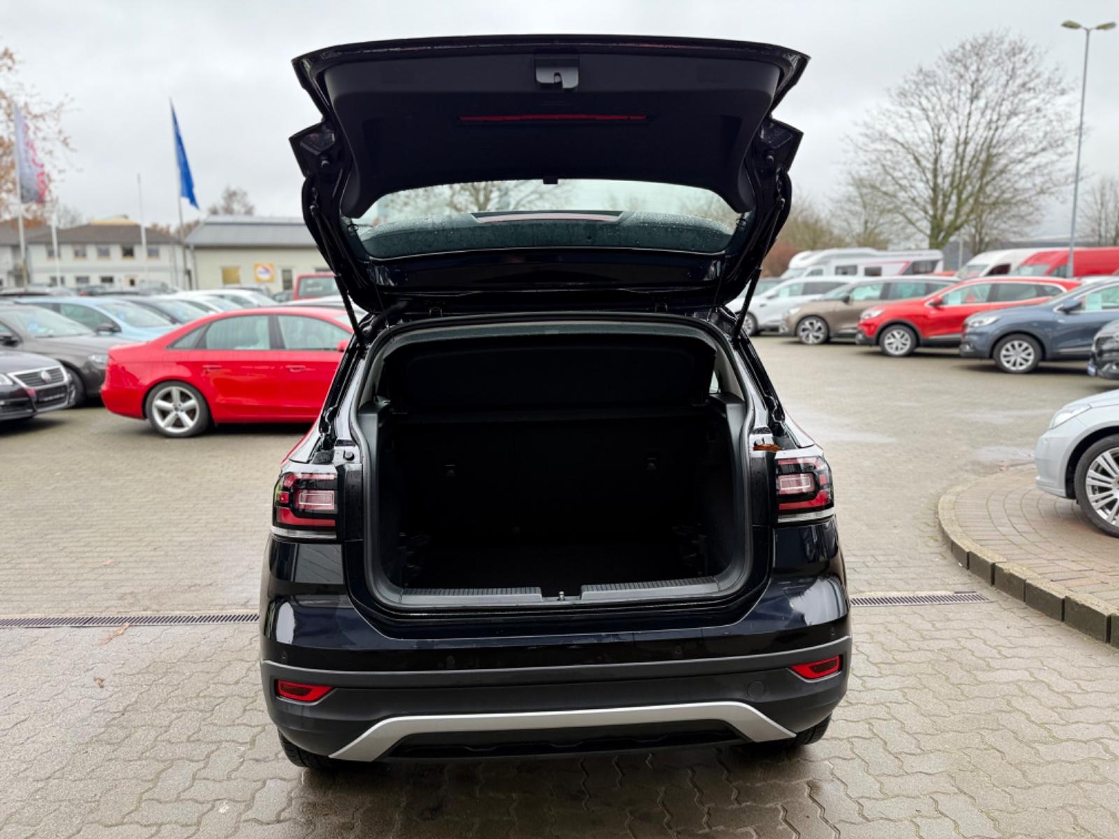 Volkswagen T-Cross Style