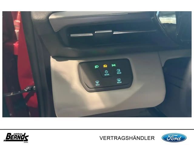 Ford Explorer Extended range RWD