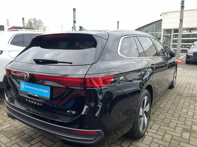 Volkswagen Passat 1.5 eTSI Business Variant