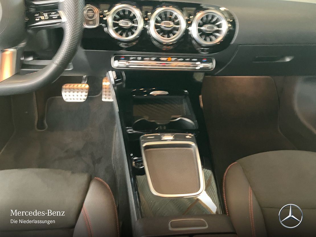 Mercedes-Benz A 220 4MATIC