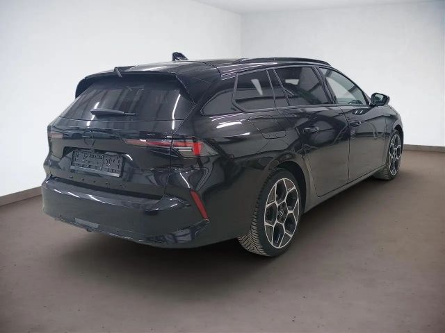 Opel Astra Sports Tourer Ultimate