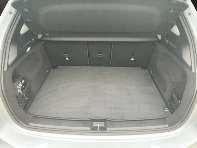 Mercedes-Benz B 180 Progressive