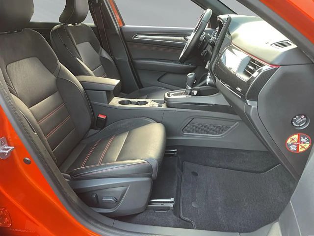 Renault Arkana Bose EDC