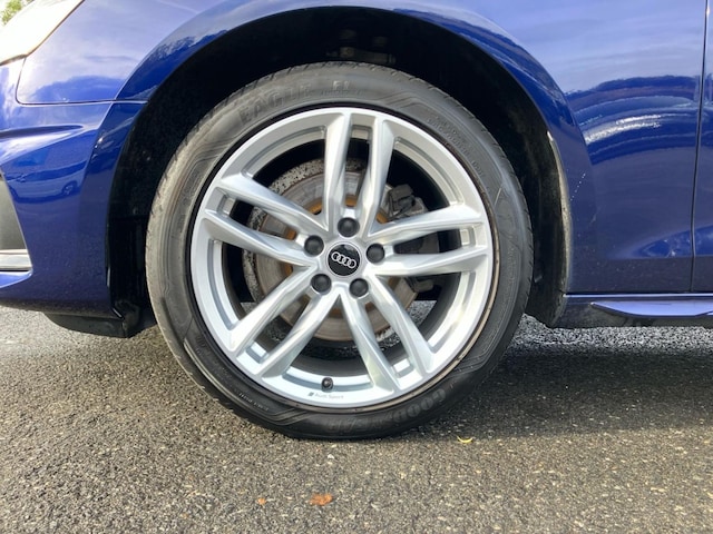 Audi A4 35 TFSI Avant S-Tronic