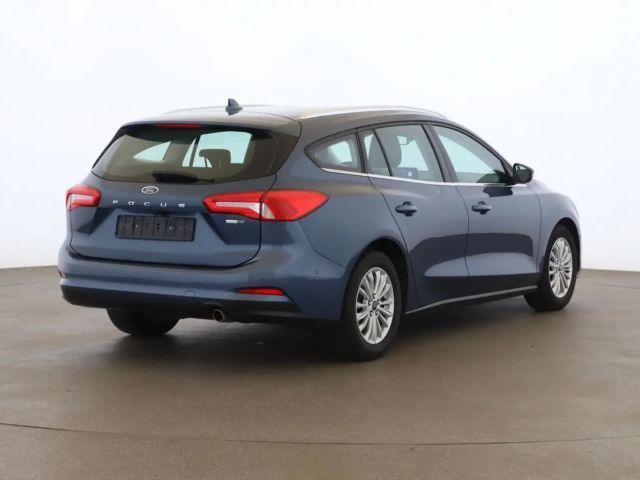 Ford Focus Titanium Wagon