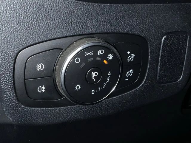 Ford Puma EcoBoost Titanium