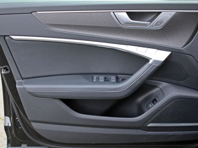 Audi S6 Avant Quattro