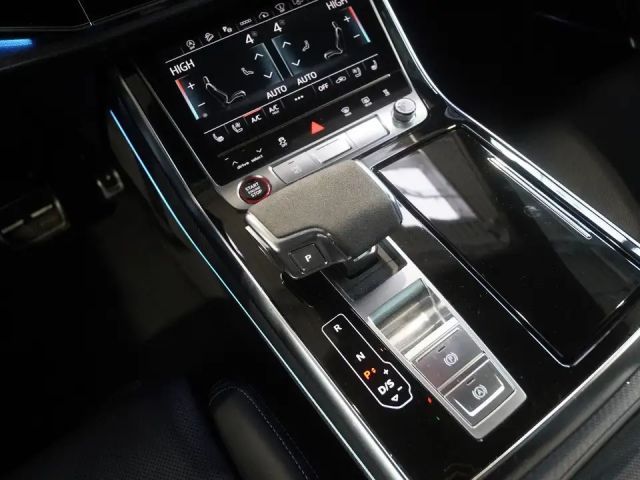Audi RS Q8 *RS ESSENTIAL -PAKET*UVP 186 Tsd*
