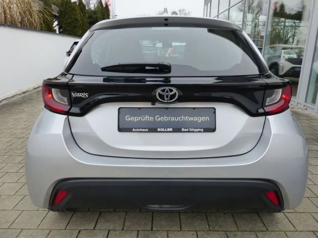 Toyota Yaris Comfort Hatchback