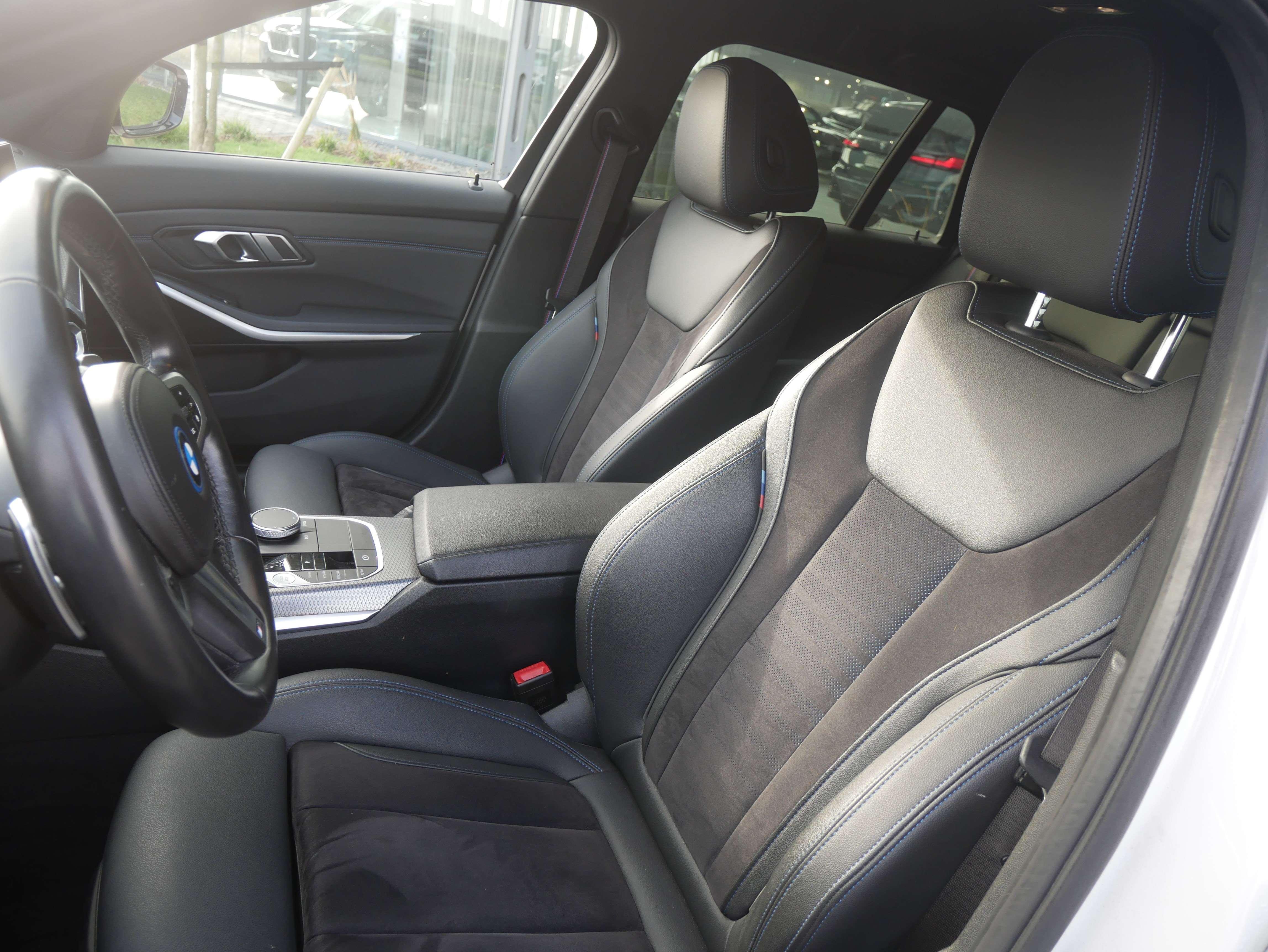 BMW 320 320e Touring