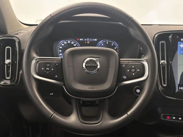 Volvo XC40 Momentum