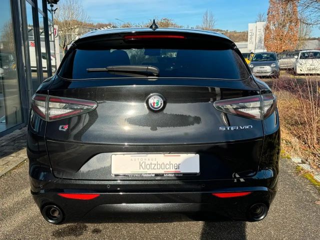 Alfa Romeo Stelvio Q4 Veloce