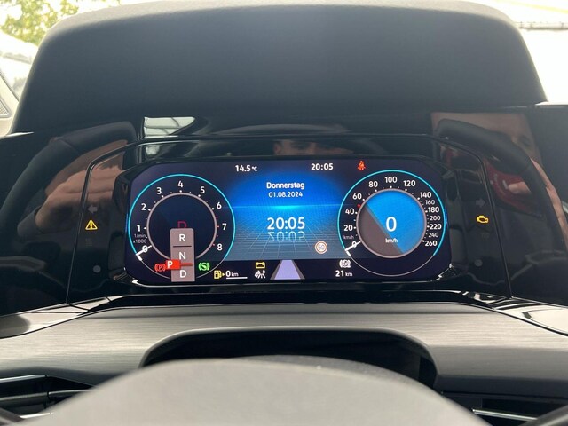 Volkswagen Golf 1.5 eTSI DSG Golf VIII