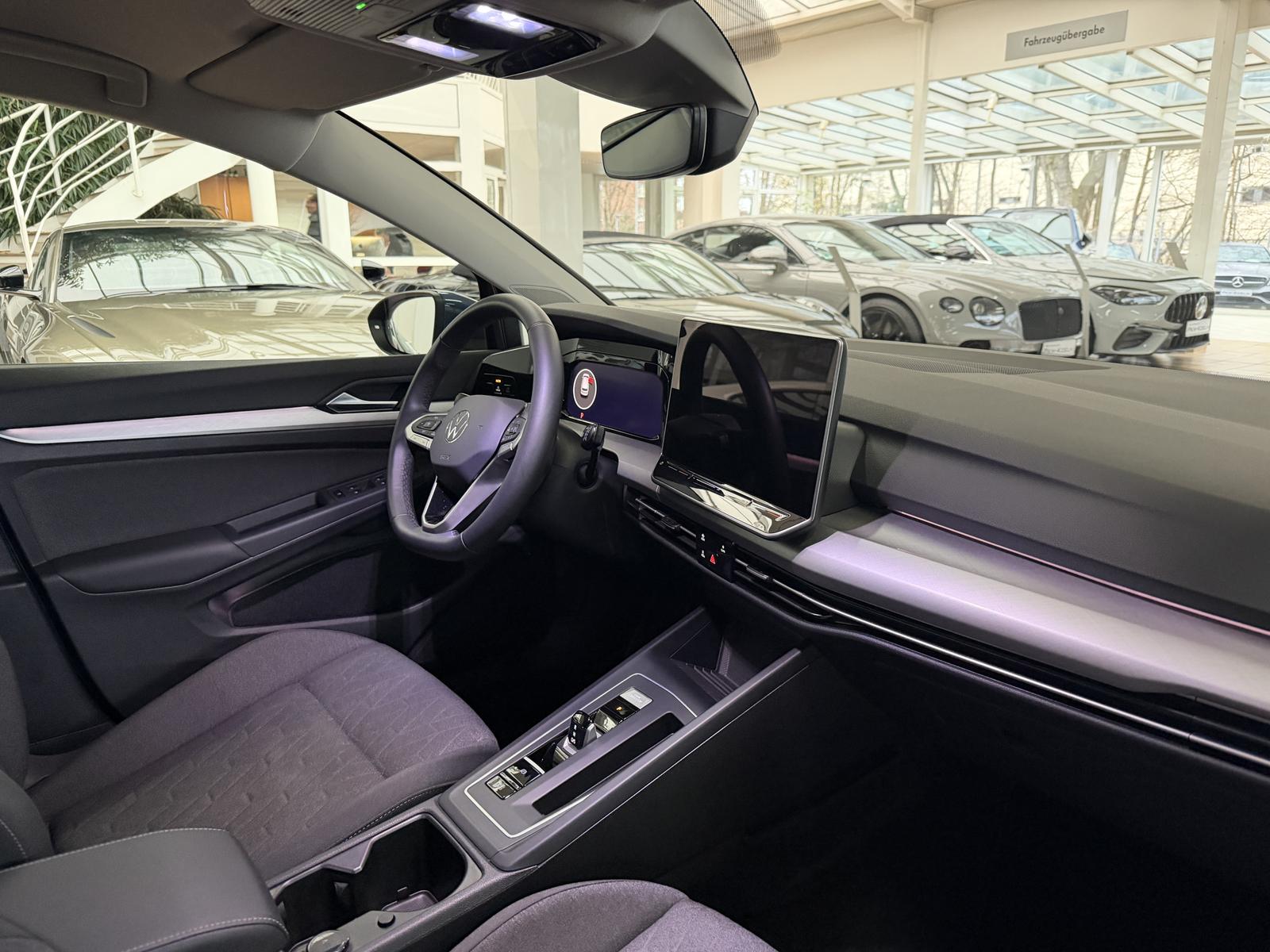 Volkswagen Golf 1.5 eTSI DSG Life