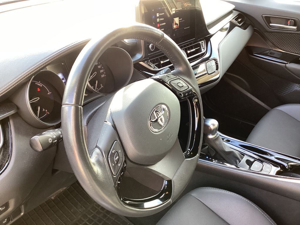Toyota C-HR 5-deurs Bi-Tone
