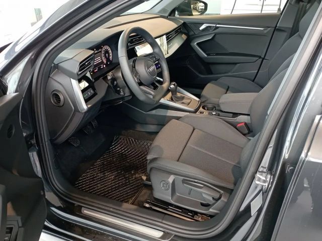 Audi A3 30 TFSI Sedan
