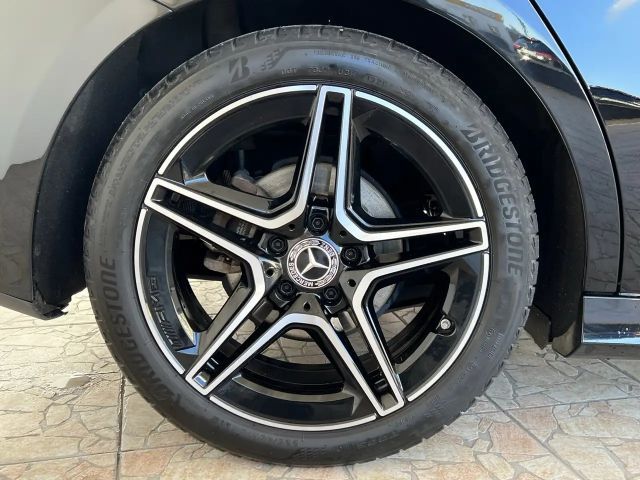 Mercedes-Benz A 200 AMG Line