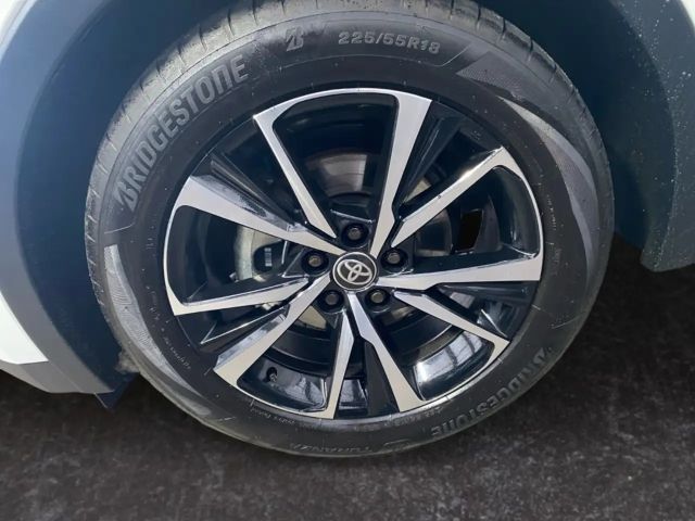 Toyota C-HR Hybride Team D