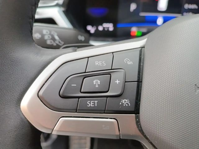 Volkswagen Touran 1.5 TSI DSG