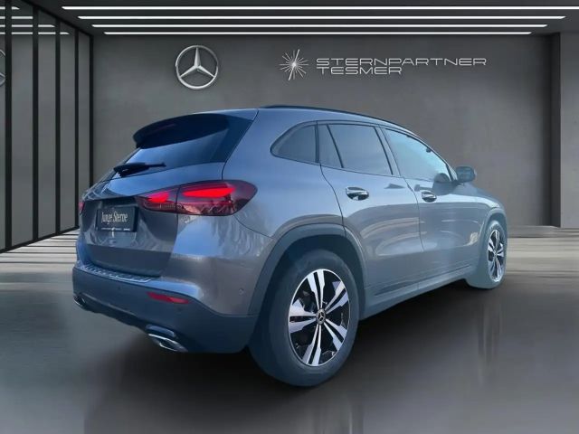 Mercedes-Benz GLA 200 GLA 200 d