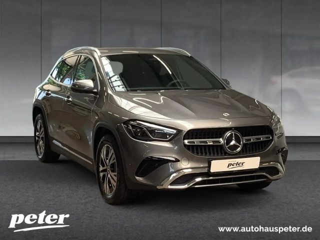Mercedes-Benz GLA 200 Progressive