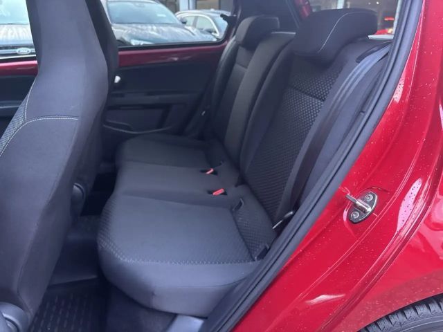 Volkswagen up! Active