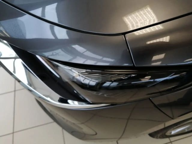 Mazda 3 Exclusive-line